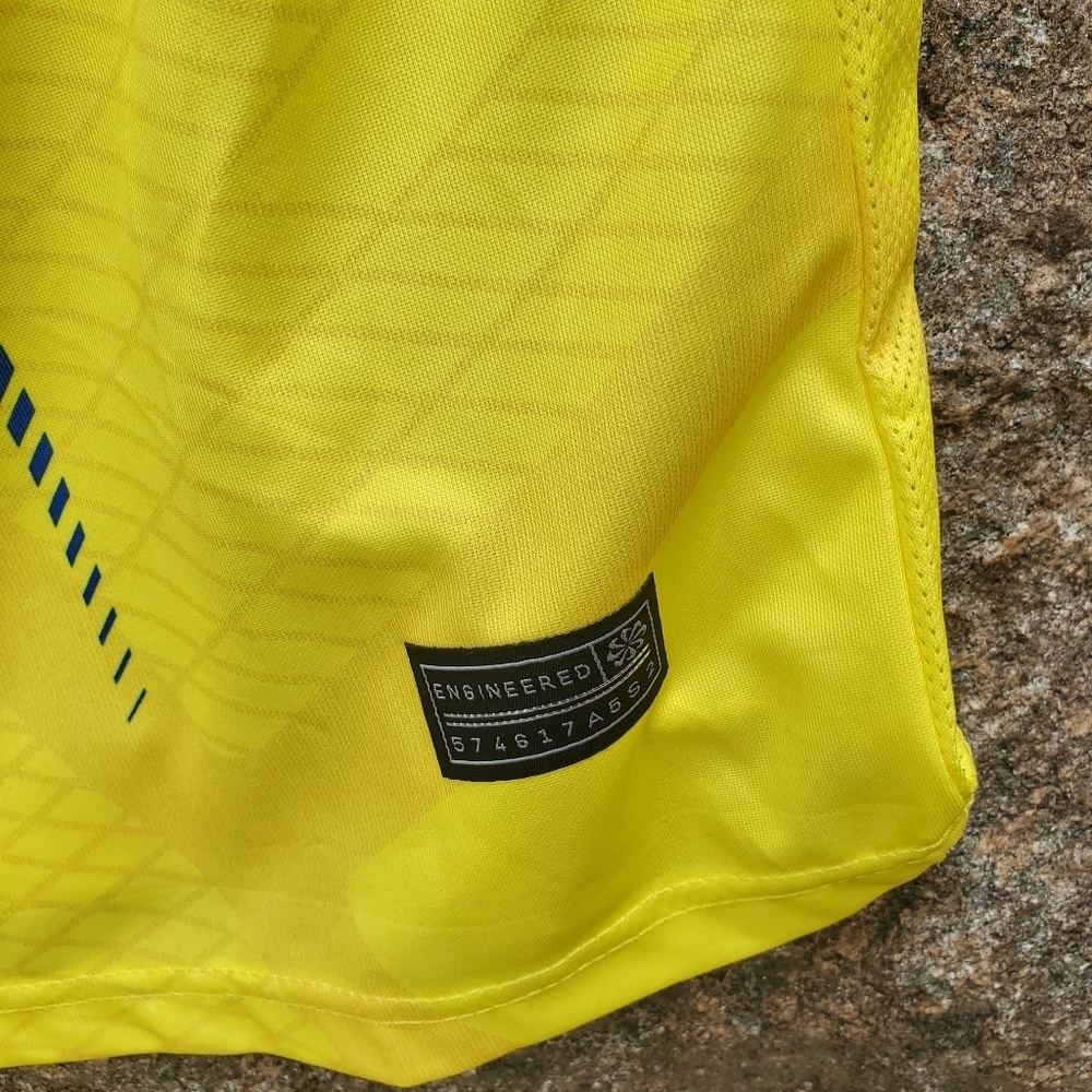 Al Nassr Football Club Jersey Medium Mane KAFD Yellow Mens - Picture 5 of 8